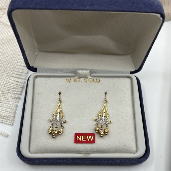 Vintage White & Yellow 10K Gold Chandelier Earrings - Picture 7 of 9